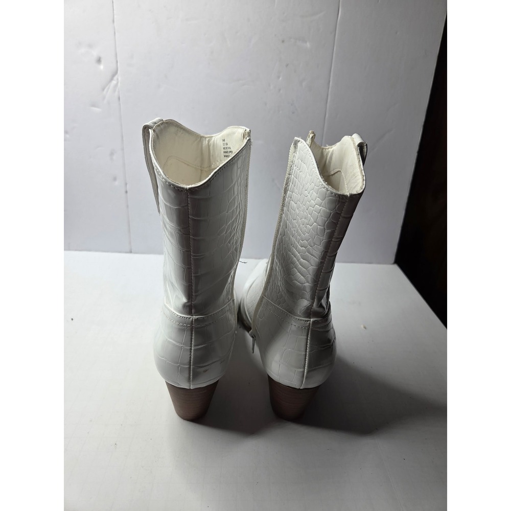 White Croc Embossed Western Cowboy Ankle Boots Pointed Toe Block Heel Size 8.5 - Picture 6 of 7